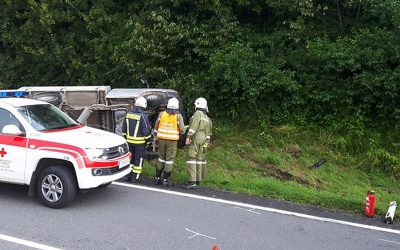 27.07.2016 Verkehrsunfall kurz vor der Autobahnauffahrt Regau