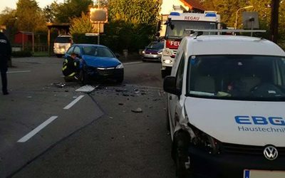 02.10.2015 PWK kollidieren im Kreuzungsbereich