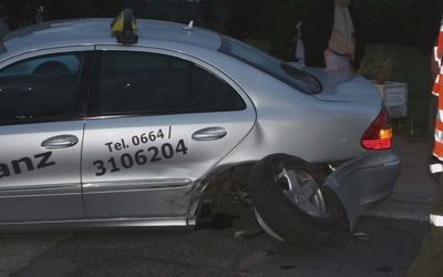 12.05.2012 Neuerliche Aufräumarbeiten nach Verkehrsunfall