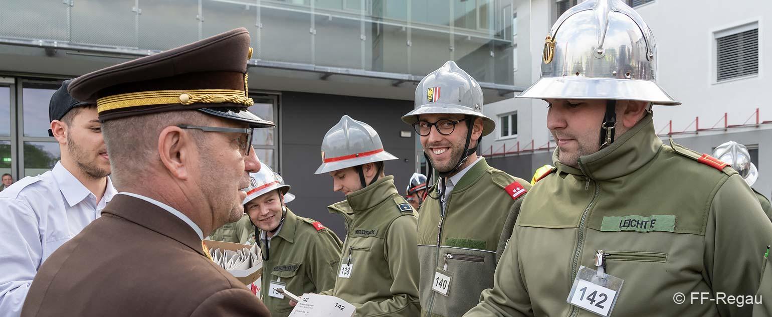 Feuerwehrleistungsabzeichen-Gold-Intro