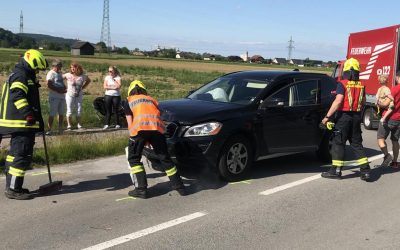 13.06.2021 Aufräumarbeiten nach Verkehrsunfall