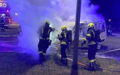 12.03.2022 Fahrzeugbrand am Autobahnrastplatz Hainbach
