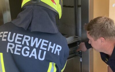 05.09.2022 Eingeschlossene Person in Lift