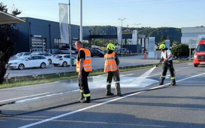 08.08.2022 TKV-Lastwagen hat Ladegut verloren