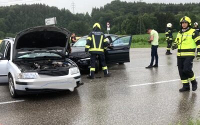 13.06.2022 Einsatz zu Verkehrsunfall mit eingeklemmter Person
