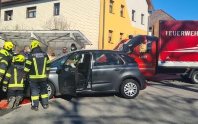09.03.2022 Aufräumarbeiten nach Verkehrsunfall