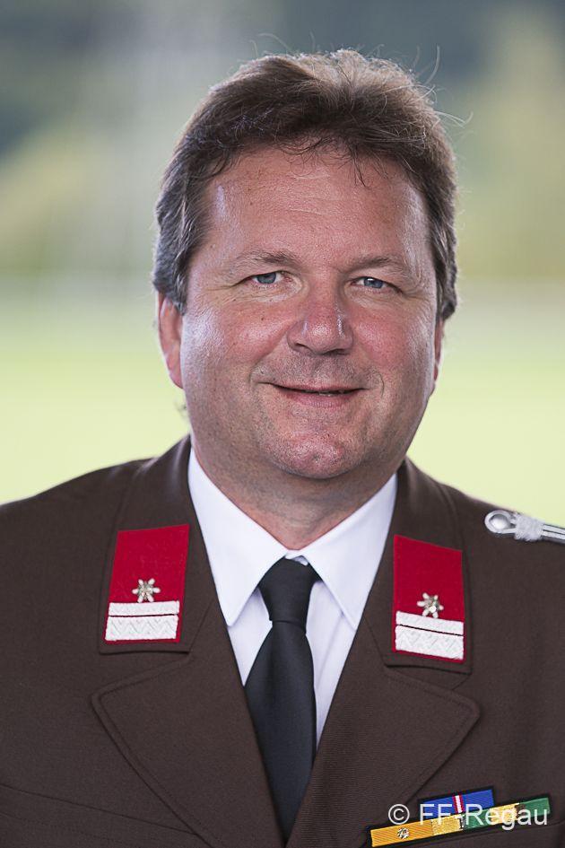 bekleidungswart-bm-siegfried-hummer