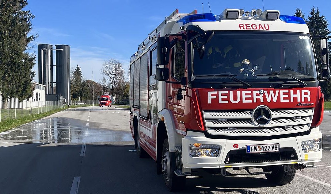 27.10.2022 TKV-Lastwagen hat Ladegut verloren